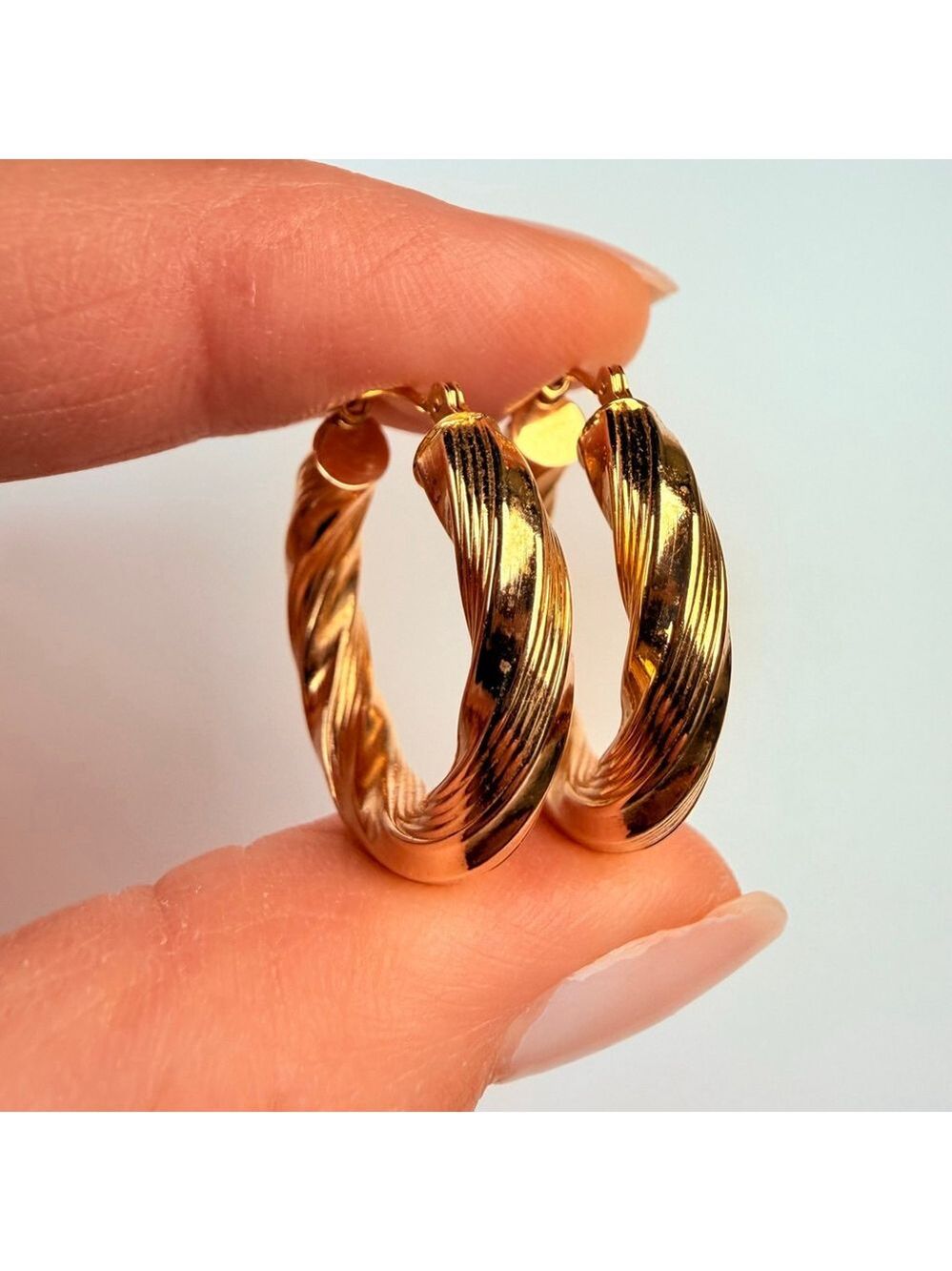 14K Solid Yellow Gold Jacmel Mauritius 24MM Twist Textured Hoop Earrings JCM - Picture 2 of 8
